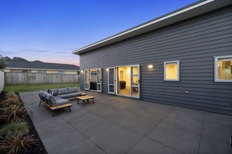 Photo of property in 140 Hillpark Drive, Pokeno, 2402