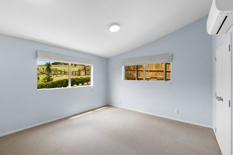 Photo of property in 14b Wairere Road, Waitakere, Henderson, 0782