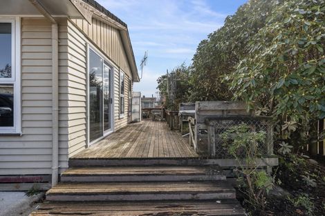 Photo of property in 27 Te Rangitautahanga Road, Turangi, 3334