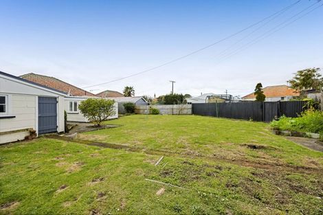 Photo of property in 5 Raleigh Street, Vogeltown, New Plymouth, 4310