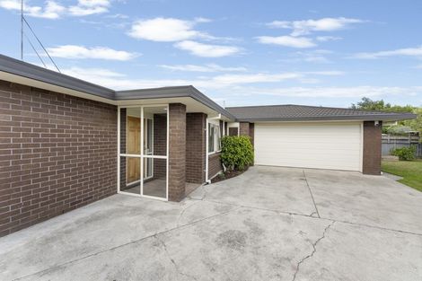 Photo of property in 5a Marama Crescent, Palmerston North, 4414