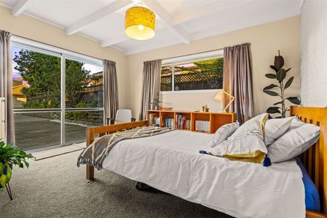 Photo of property in 68b Te Atatu Road, Te Atatu South, Auckland, 0610