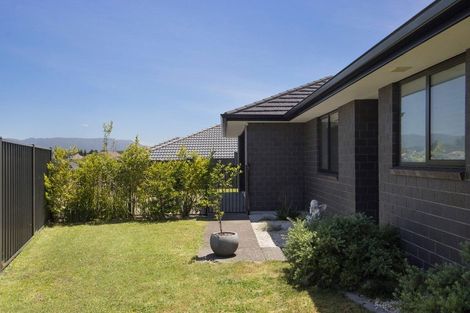 Photo of property in 5 Moss Lane, Omokoroa, 3114