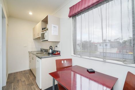 Photo of property in 10a-b Camden Street, Turnbull Thomson Park, Invercargill, 9810