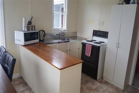 Photo of property in 71 Bayly Road, Blagdon, New Plymouth, 4310