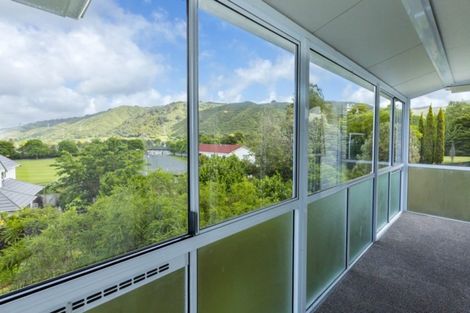 Photo of property in 35b Roband Crescent, Brown Owl, Upper Hutt, 5018