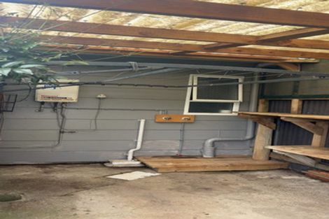 Photo of property in 107 Ryder Crescent, Levin, 5510