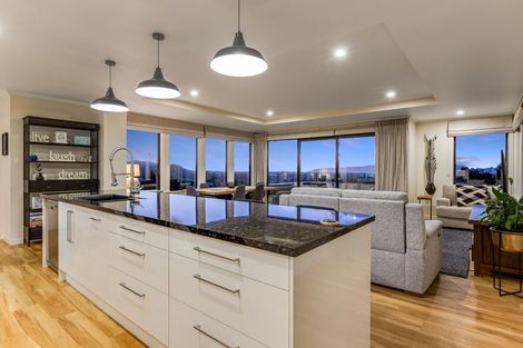 Photo of property in 39b Kakariki Grove, Waikanae, 5036