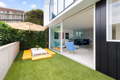 Photo of property in 9 Shirley Road, Grey Lynn, Auckland, 1021