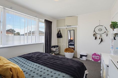 Photo of property in 12 Mosston Road, Castlecliff, Whanganui, 4501