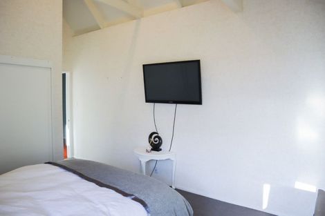 Photo of property in 7 Hurst Seager Lane, Clifton, Christchurch, 8081