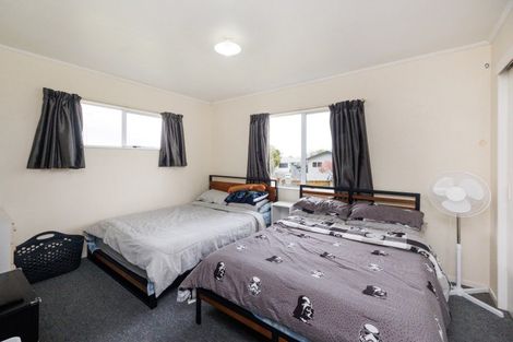 Photo of property in 31 Lydia Place, Kelvin Grove, Palmerston North, 4414