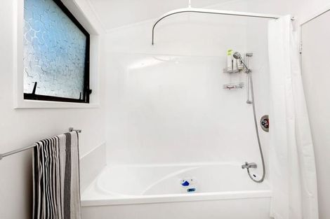 Photo of property in 9 Opal Place, Chartwell, Hamilton, 3210