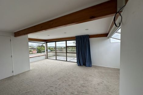 Photo of property in 557 East Coast Road, Browns Bay, Auckland, 0630