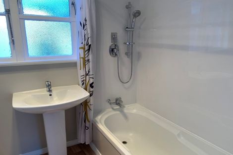 Photo of property in 1/173 Wainuiomata Road, Wainuiomata, Lower Hutt, 5014