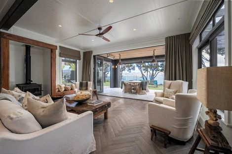 Photo of property in 10 Ida Way, Omaha, 0986