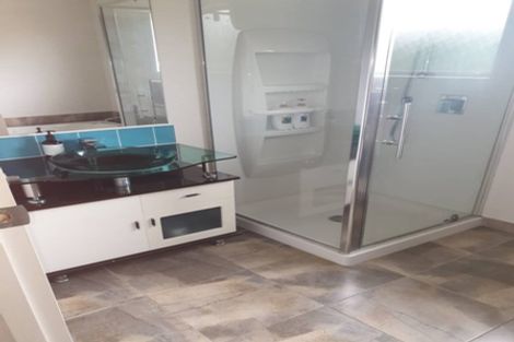 Photo of property in 75 Waikawa Beach Road, Manakau, Levin, 5573