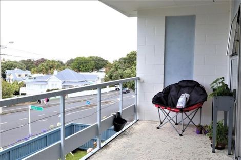 Photo of property in 4/103 Vauxhall Road, Narrow Neck, Auckland, 0624