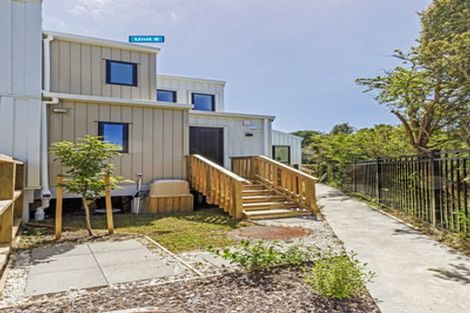 Photo of property in 6/7 Cedar Heights Avenue, Massey, Auckland, 0614