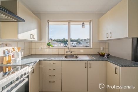 Photo of property in 180 Major Drive, Kelson, Lower Hutt, 5010