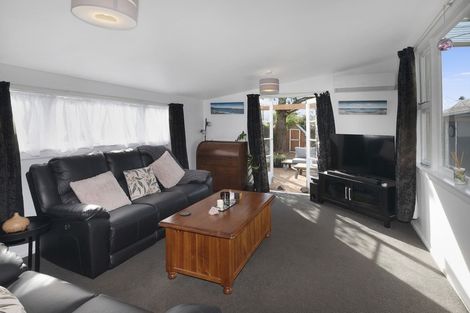 Photo of property in 80 Bridge Street, New Brighton, Christchurch, 8061
