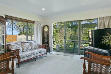 Photo of property in 33 Lakeridge Close, Rangatira Park, Taupo, 3330