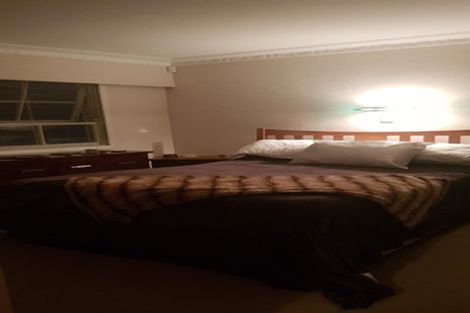 Photo of property in 2/45 East Street, Papakura, 2110