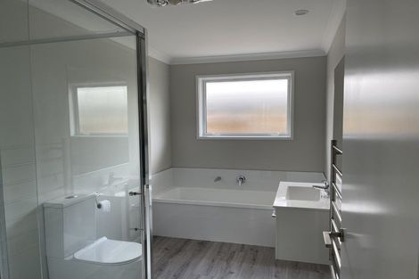 Photo of property in 5 Lion Place, Papamoa, 3118