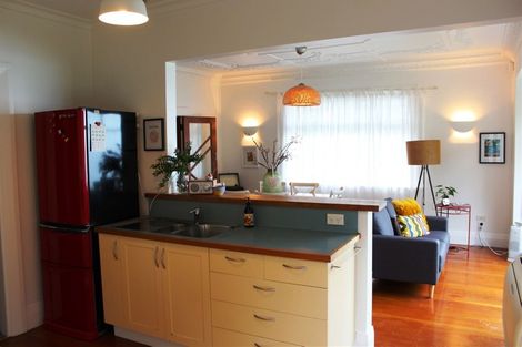 Photo of property in 59 Cliffs Road, Saint Clair, Dunedin, 9012