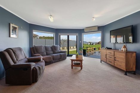 Photo of property in 12 Hulme Place, Owhata, Rotorua, 3010
