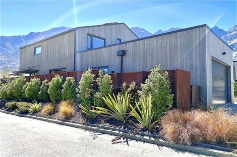 Photo of property in 6 Soudley Court, Jacks Point, Queenstown, 9371