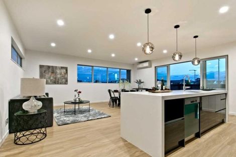 Photo of property in 19a Robert Might Road, Kumeu, 0810