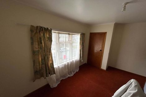 Photo of property in 62-64 Hampshire Street, Cannons Creek, Porirua, 5024