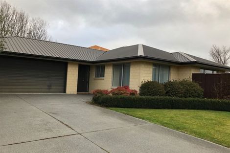 Photo of property in 12 Anglem Way, Northwood, Christchurch, 8051