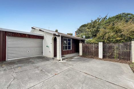 Photo of property in 2/51 Woodbury Street, Russley, Christchurch, 8042