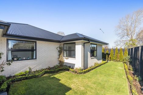 Photo of property in 17 Parawai Street, Marshland, Christchurch, 8083