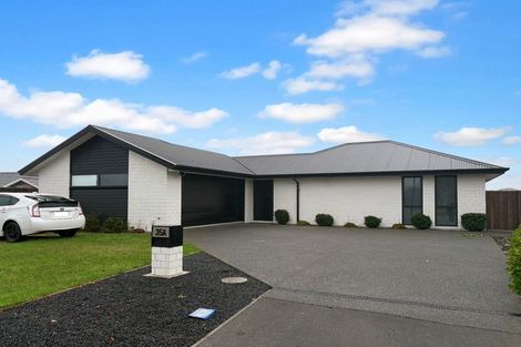 Photo of property in 35a Masefield Drive, Rolleston, 7614