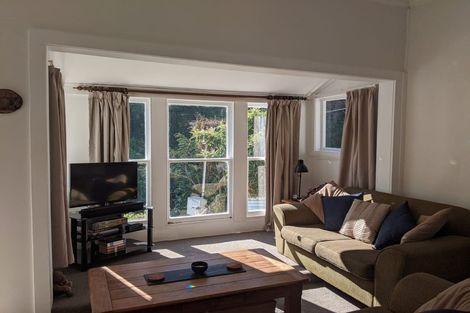 Photo of property in 9-9a Spencer Road, Hospital Hill, Napier, 4110