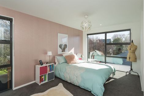 Photo of property in 53 Innes Road, St Albans, Christchurch, 8052