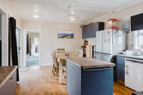 Photo of property in 37 Tui Street, Pahiatua, 4910