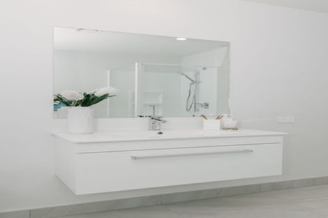 Photo of property in 32 Atlantic Drive, Fitzherbert, Palmerston North, 4410