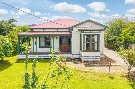 Photo of property in 2 Cambridge Street, Pahiatua, 4910