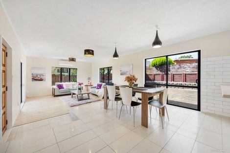 Photo of property in 6 Crail Court, Totara Heights, Auckland, 2105