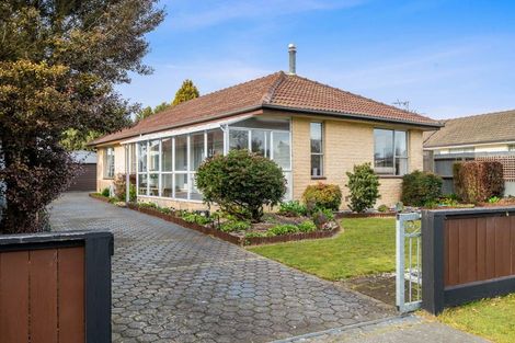 Photo of property in 5 Mckellar Place, Hornby, Christchurch, 8042