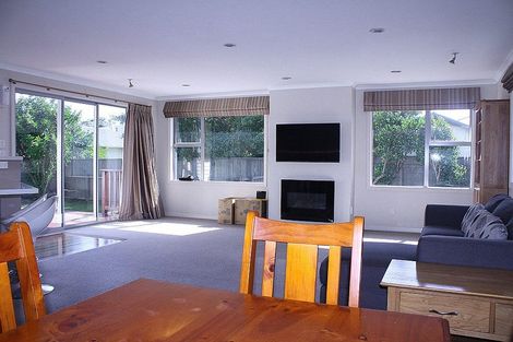 Photo of property in 36a Saint Ronans Avenue, Waterloo, Lower Hutt, 5011