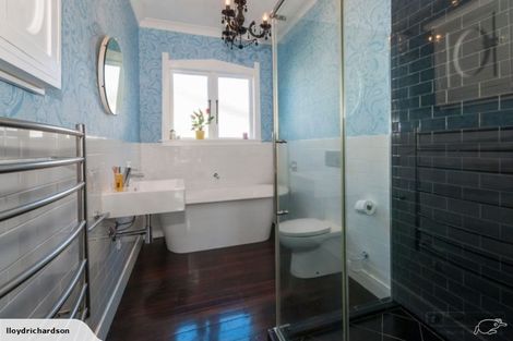 Photo of property in 39 Cambridge Terrace, Waiwhetu, Lower Hutt, 5010