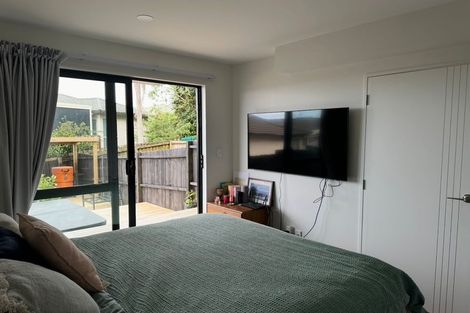 Photo of property in 15 Oki Place, Glenfield, 0629