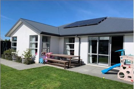 Photo of property in 15 Templetons Road, Aidanfield, Christchurch, 8025