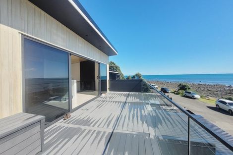 Photo of property in 32 Ocean Parade, Pukerua Bay, 5026