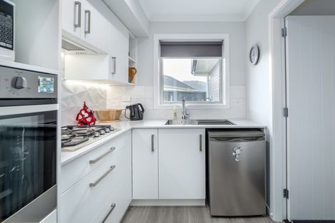 Photo of property in 4 Mckerrow Place, Featherston, 5710